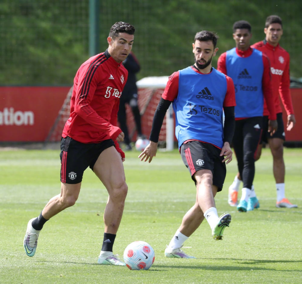 个不可撼动 个不可撼动