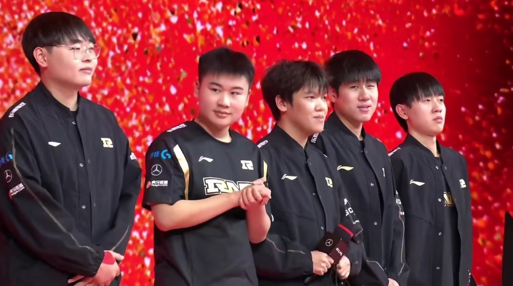 球历史中的 球历史中的