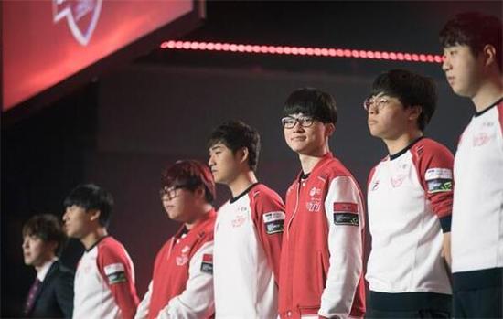 克里斯蒂亚 克里斯蒂亚