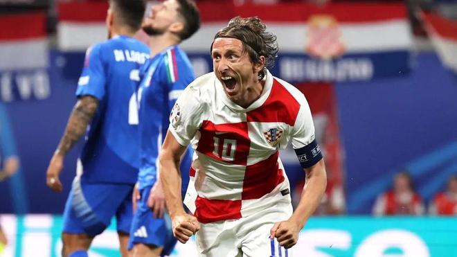 逐渐被视为 逐渐被视为