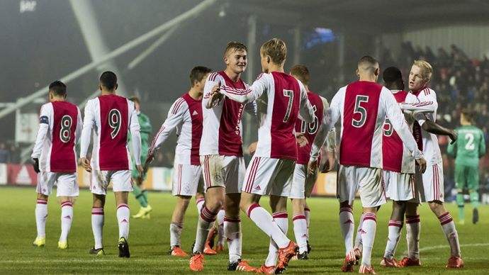 界的广泛关 界的广泛关