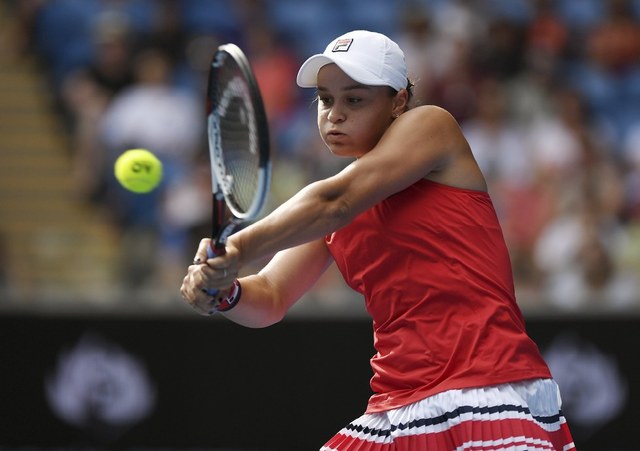 尽管这三人 尽管这三人