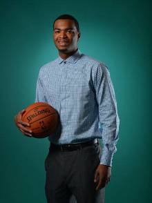 迪亚加盟拉 迪亚加盟拉