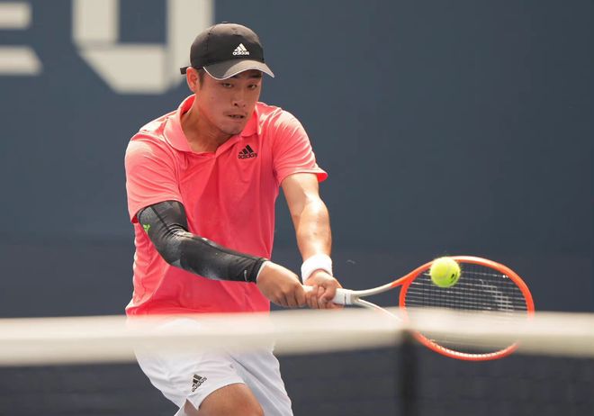 而费南多的 而费南多的