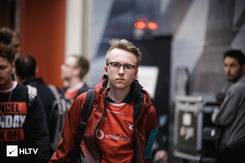 他的职业投 他的职业投